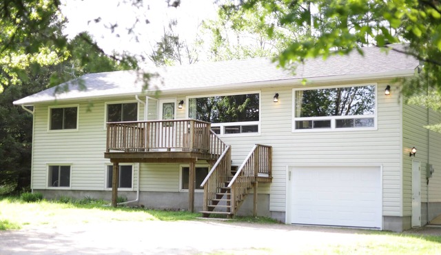 Cozy cottage with ping pong - short walk to the beach