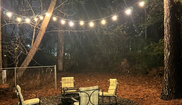 Cozy, Firepit/Location/Atlanta/Austell