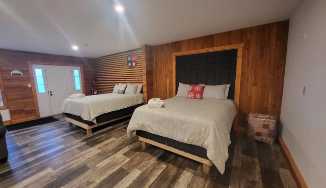 Crabbe Mountain Inn