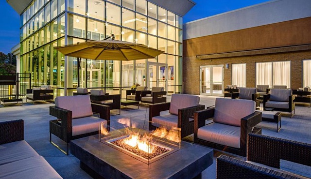 DoubleTree by Hilton Hotel Bristol