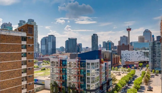 Downtown Studio Loft – Steps from Stampede Park