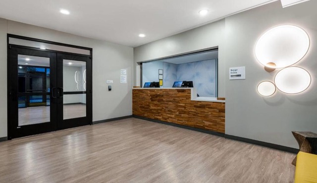 ECHO Suites Extended Stay by Wyndham Savannah Pooler