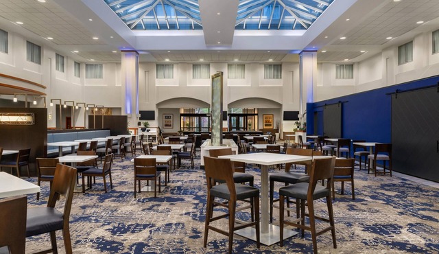 Embassy Suites Boston Logan Airport