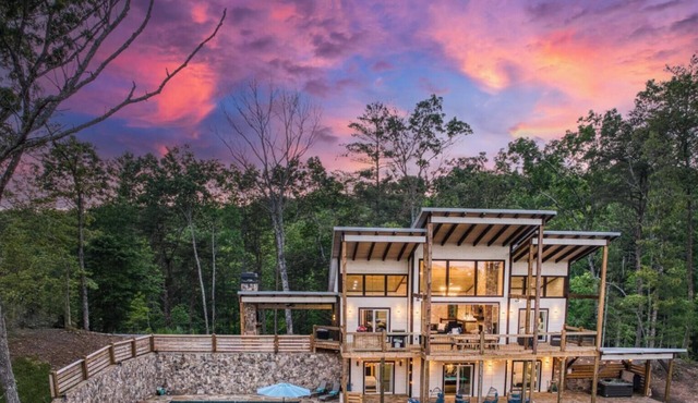 EPIC Pool * View * Outdoor Kitchen * Luxury