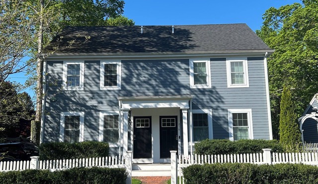 Major international sporting event Updated historic home located near Gillette Stadium.