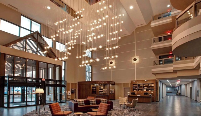 Four Points by Sheraton St. Catharines Niagara Suites