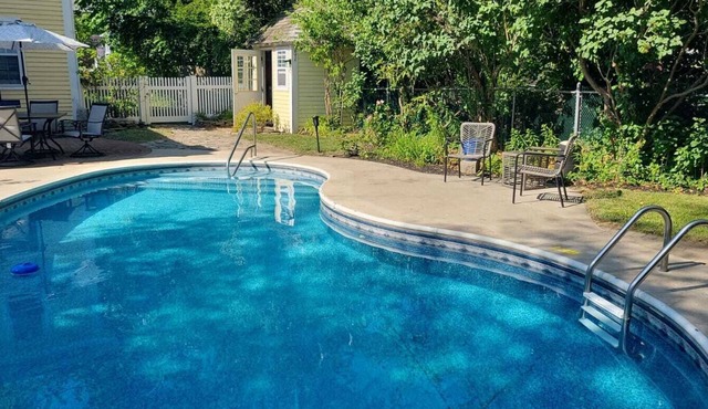 Groton Bay/Heated pool opens May 6th 2023!