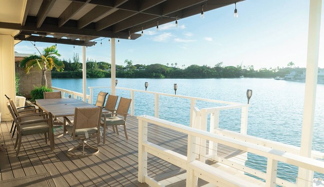 Hale Kai Lily - Waterfront Hawaiian Paradise