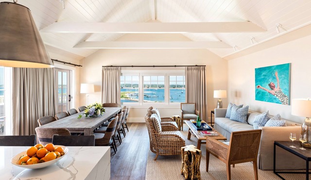 Harbor View Hotel