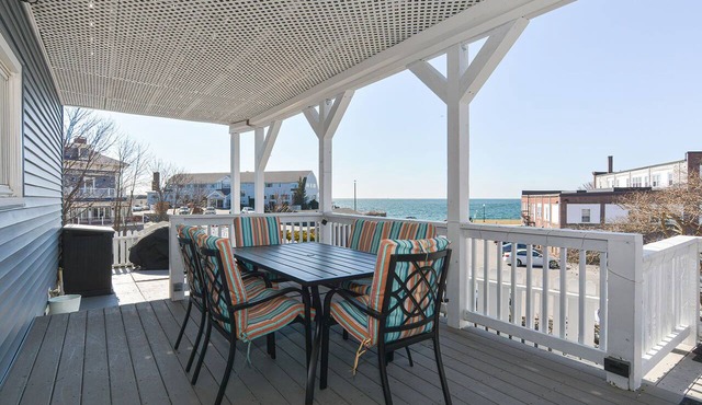 Harbortown Hideaway: Downtown Gloucester Charm