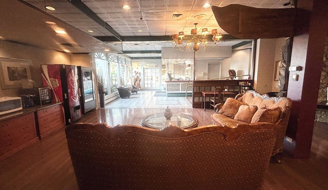 Harbourside Inn