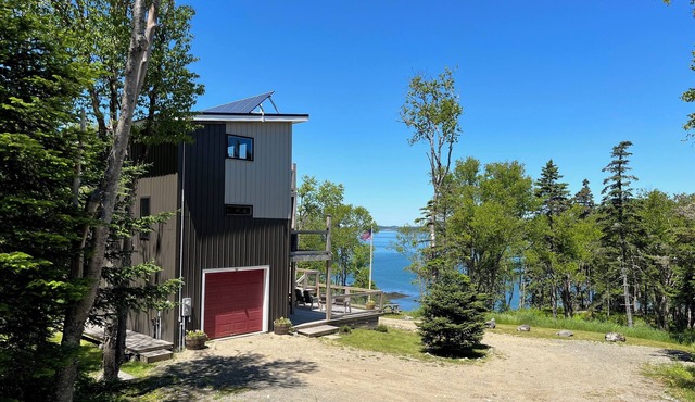 HIGHTIDE! A waterfront downeast retreat adjacent to West Quoddy Head State Park