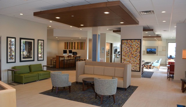 Holiday Inn Express & Suites Waterville - North by IHG