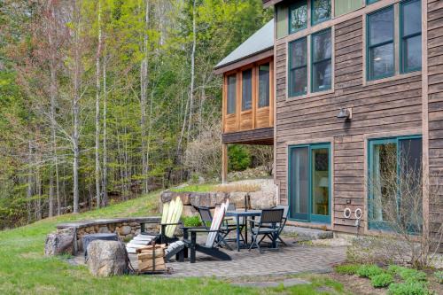 Home w/Fire Pit, 7 Mi to Attitash Mtn Resort