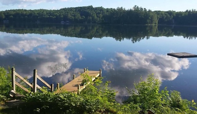 Large Rustic Lakeside Cottage In Southern Maine, Family Friendly, Pets Welcome