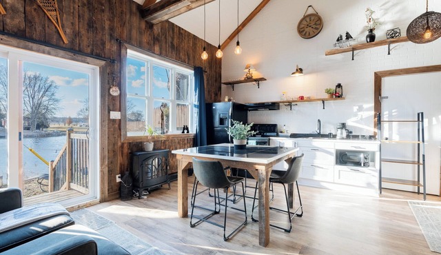 Le Héron Eco-Rustic Chalet with Waterfront Terrace and Spa