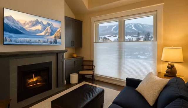 Long Trail Studio with Mountain Views