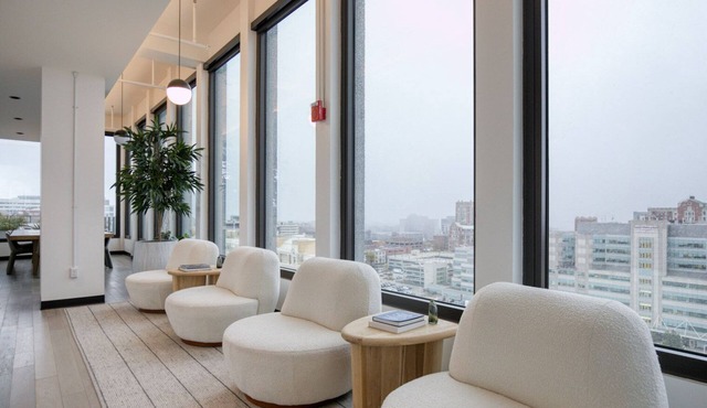 Luxe Medical District 3BR w/ Gym, nr Hospitals, Parks & L, by Blueground