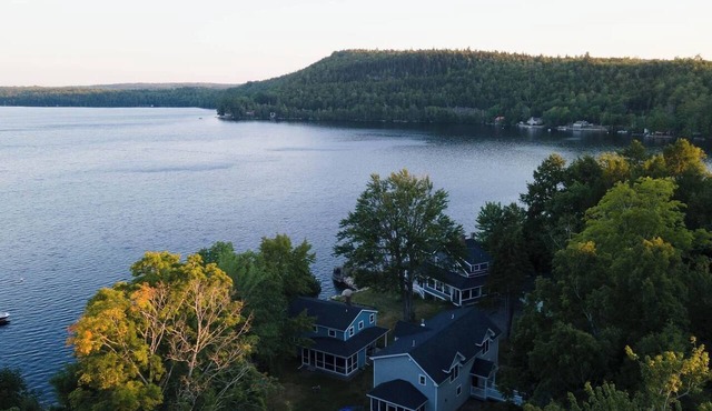 Luxurious, ADA accessible lakefront home for the whole family near Acadia