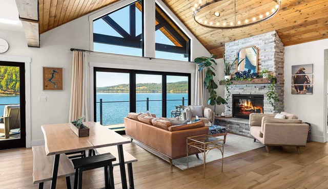 Luxury Waterfront Retreat | Dock, Views & Lake Days