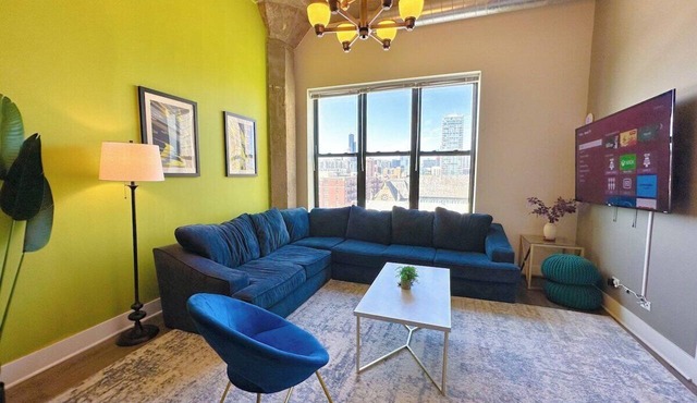 McCormick Place 3br/2ba family heaven with optional parking/Up to 8 guests