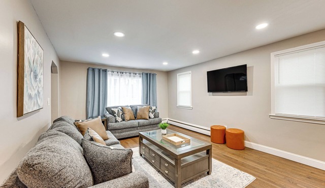 Modern Home w/Spacious Yard in Springfield!