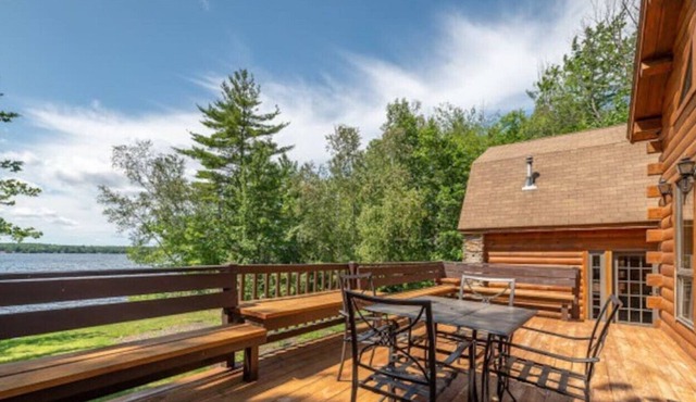 Modern Lakefront Cabin with Hot Tub & Amazing View