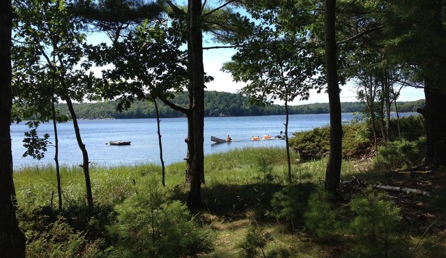 Modern, Sunsets, Solitude, Swimming, Boating, close to Lobster and State Parks!