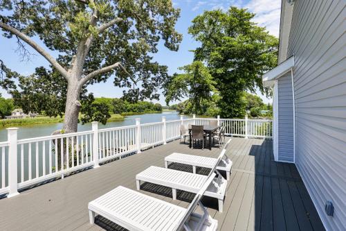 Modern Waterfront Home w/Dock & Views in Deale