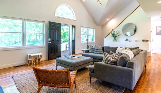 North Fork Wine Country Retreat