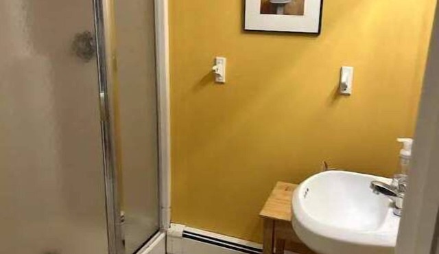 Private apartment in-town Hanover and near DHMC