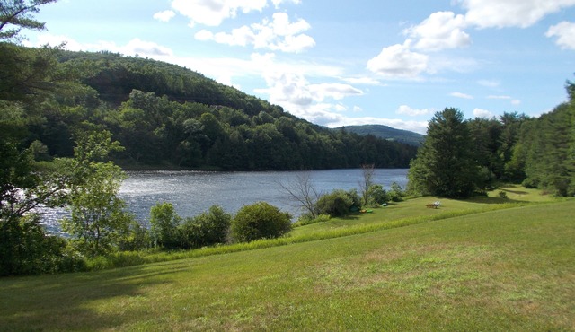 Private RV Camping on the Connecticut River with local mountain views!