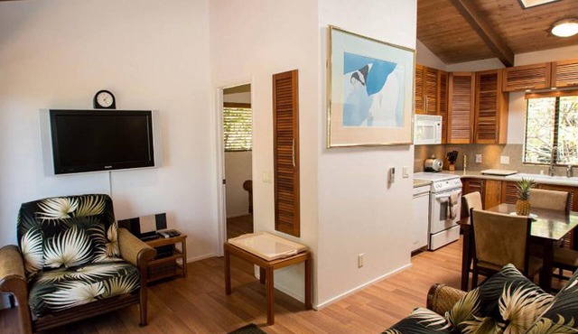 Rainbow Deluxe - 2 BR/2 BA Cottage - Simply Wonderful!