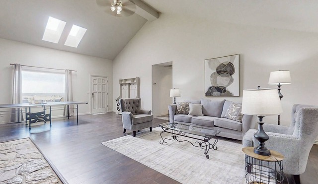 Ranch Life Experience w/Private Pool in Gravette