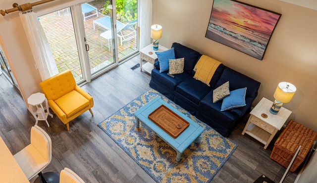 Renovated 2bed / 2 bath - Available Aug 12 to Aug 26