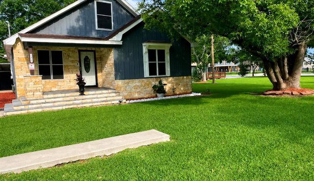 Ruby on Jade Modern Ranch with Amazing Patio