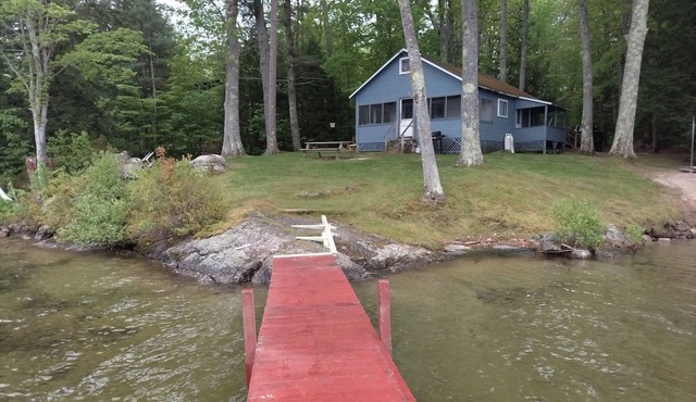 Rustic Cottage On Lake Winnisquam