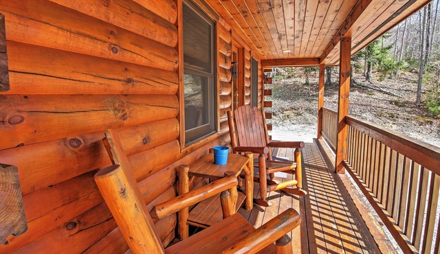 Rustic North Conway Cabin < 3 Mi to Cranmore Mtn!