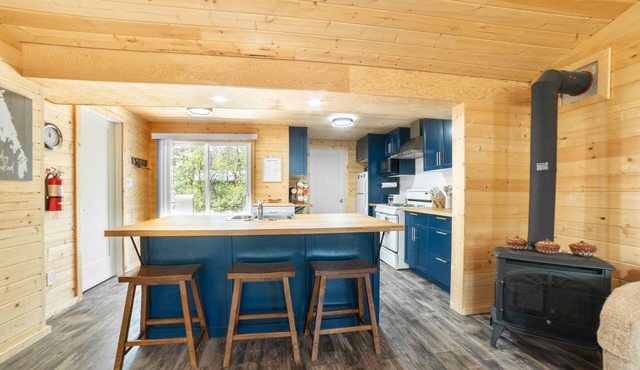 🏝 Sandy Hooked 2Bed1Bath Remodelled Pine Cottage