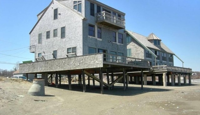 Scituate, Massachusetts - Oceanfront on Egypt Beach
