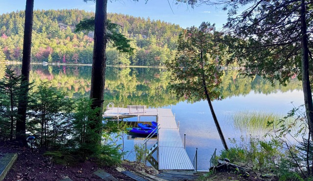 Serene lakefront get away-Unplug, Enjoy nature, Kayak; 3BD,1BA Home