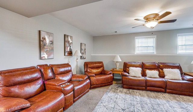 Southern Charm Spacious 4-bedrooms 3 full baths Home in Lovely Birmingham, AL