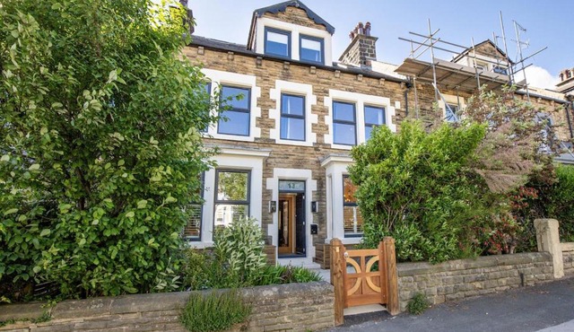 Spacious Central Harrogate Retreat in Harrogate
