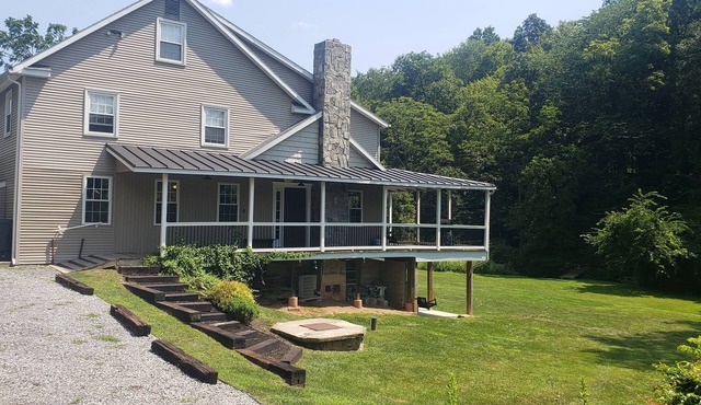 Spacious! Recent Remodel! 6 Min. to Raystown Lake! Linens&Towels provided!