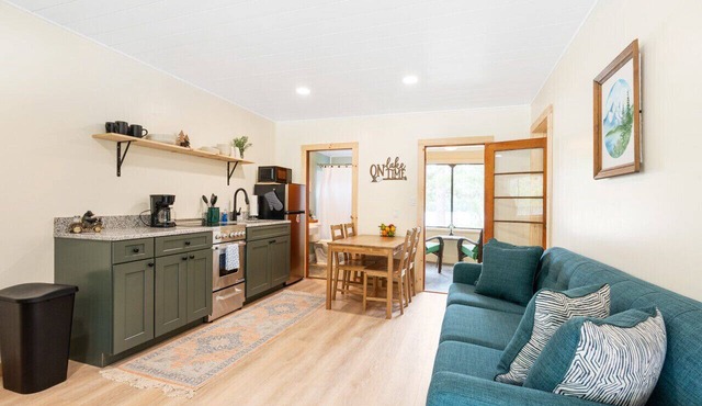 Squam waterfront 2 bed 2 bath (Suite 8)