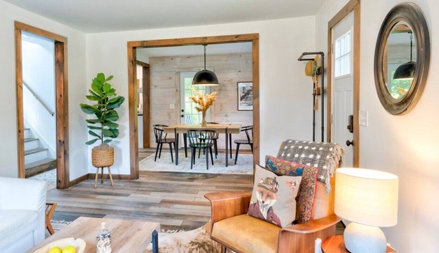 Stone Bridge Cottage - Country Charm near Callicoon