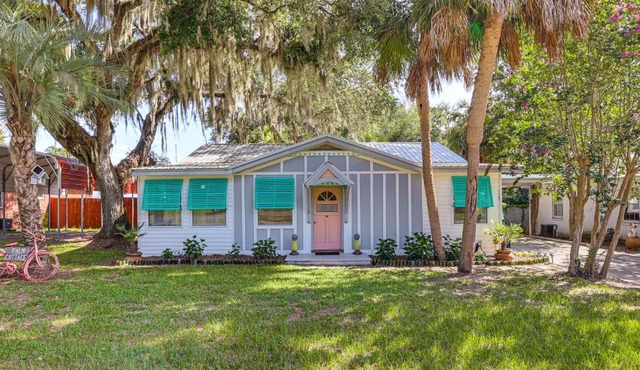 Stroll to Town! Charming Darien Gem, Private Yard