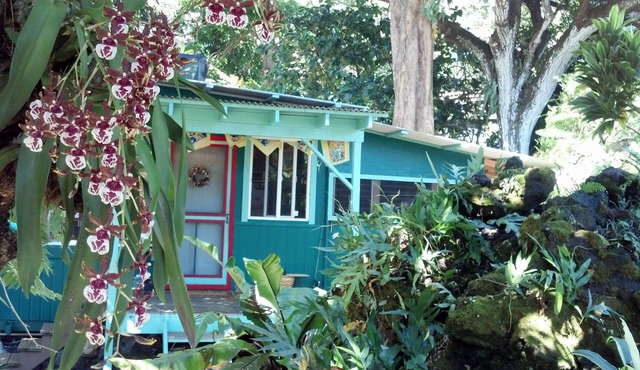 SWEET SPOT STAY-ENCHANTING GROTTO-Walk to the Beach and Warm Ponds Nearby
