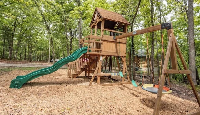 Table Rock Lake Cabin - The Cedars #1 with Lake Access, Hot Tub, Outdoor Pool