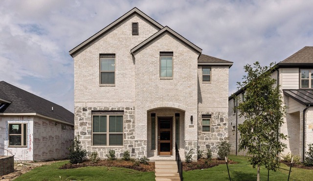 TCH - Spacious 4bd/3.5ba in Fairview with Office
